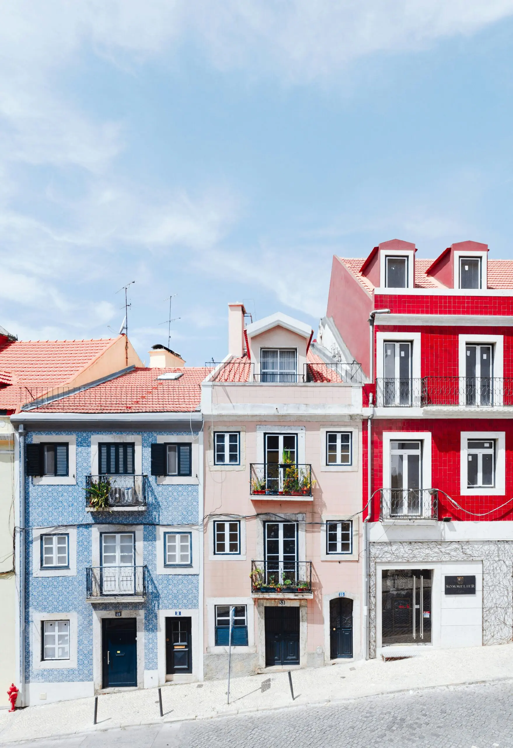 Read more about the article Do Americans Pay Tax Twice When Living in Portugal? US-Portugal Tax Treaty Explained